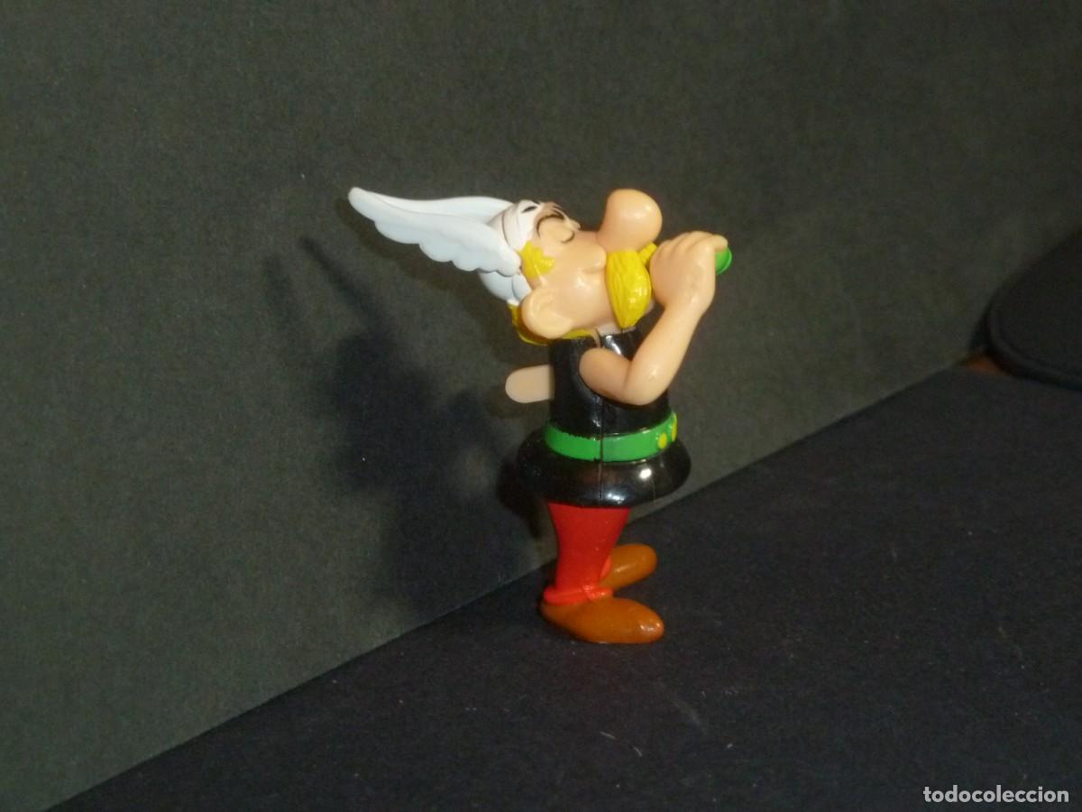 Figuras de goma y PVC: Asterix. Phoskitos 2004 - Foto 3