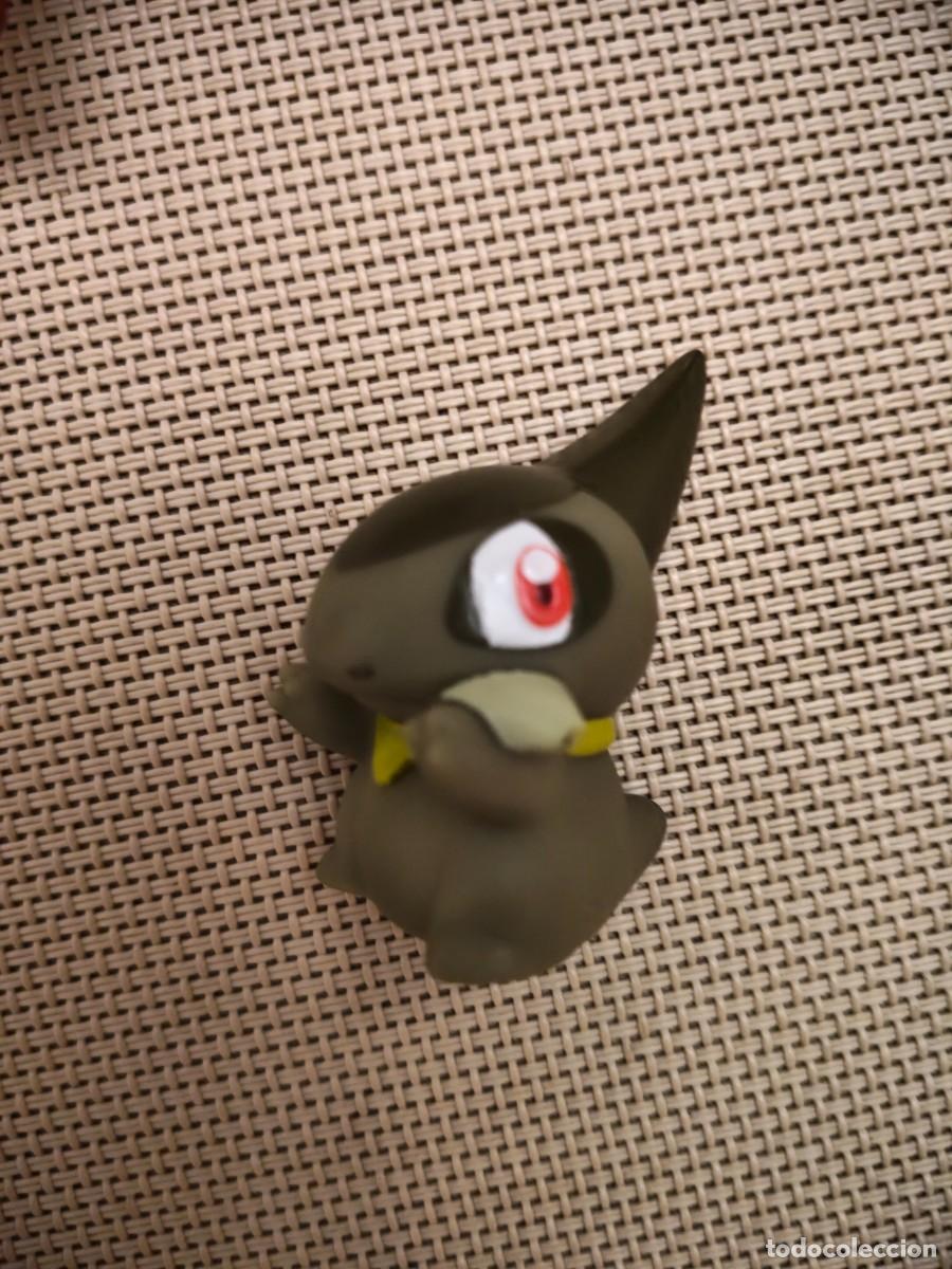 Figuras de goma y PVC: Figura Pokemon pl&aacute;stico - Foto 1