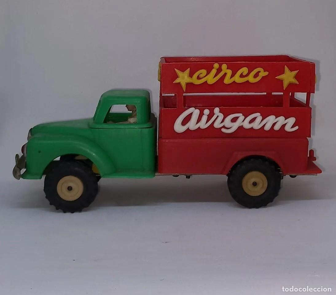 Figuras de Goma y PVC: CAMI&Oacute;N DE CIRCO AIRGAM CON CH&Oacute;FER PARA LAS FIGURAS DE JECSAN ORIGINAL A&Ntilde;OS 50 RTOY