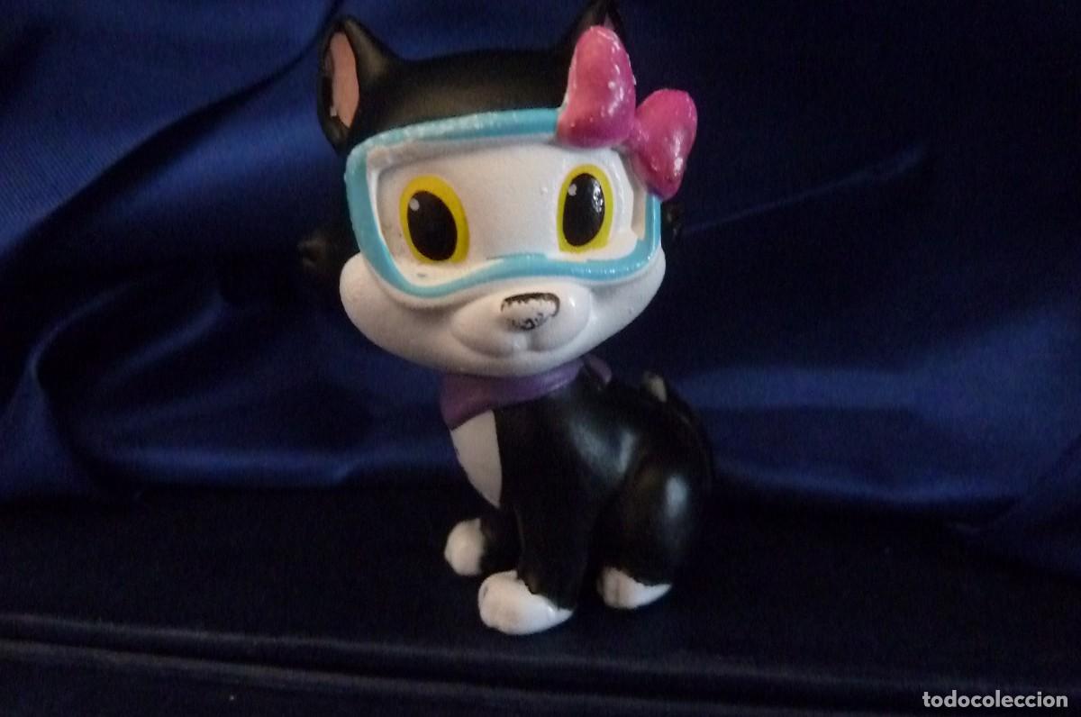 Figuras de Goma y PVC: Gato con gafas y lazo. Figaro