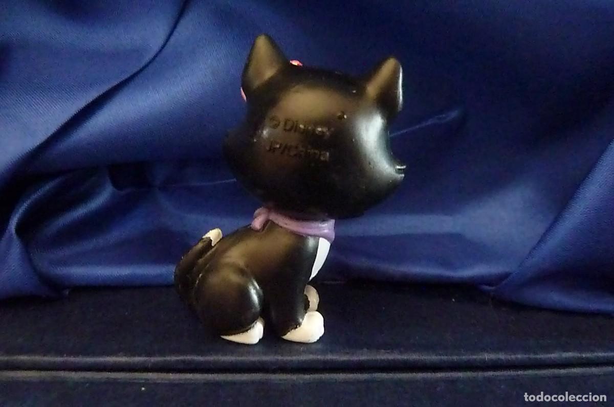 Figuras de goma y PVC: Gato con gafas y lazo. Figaro - Foto 2