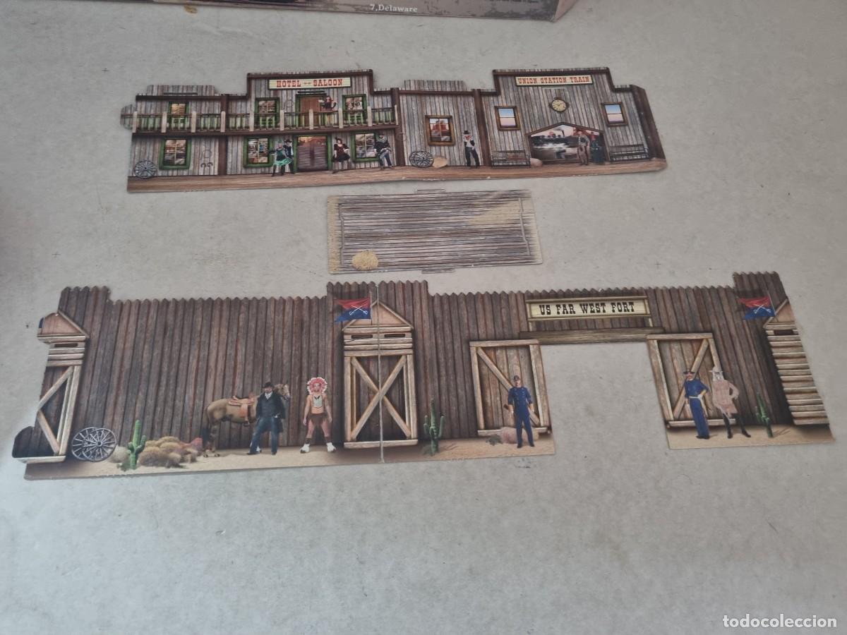 Figuras de goma y PVC: Far west train en su caja original - Foto 6
