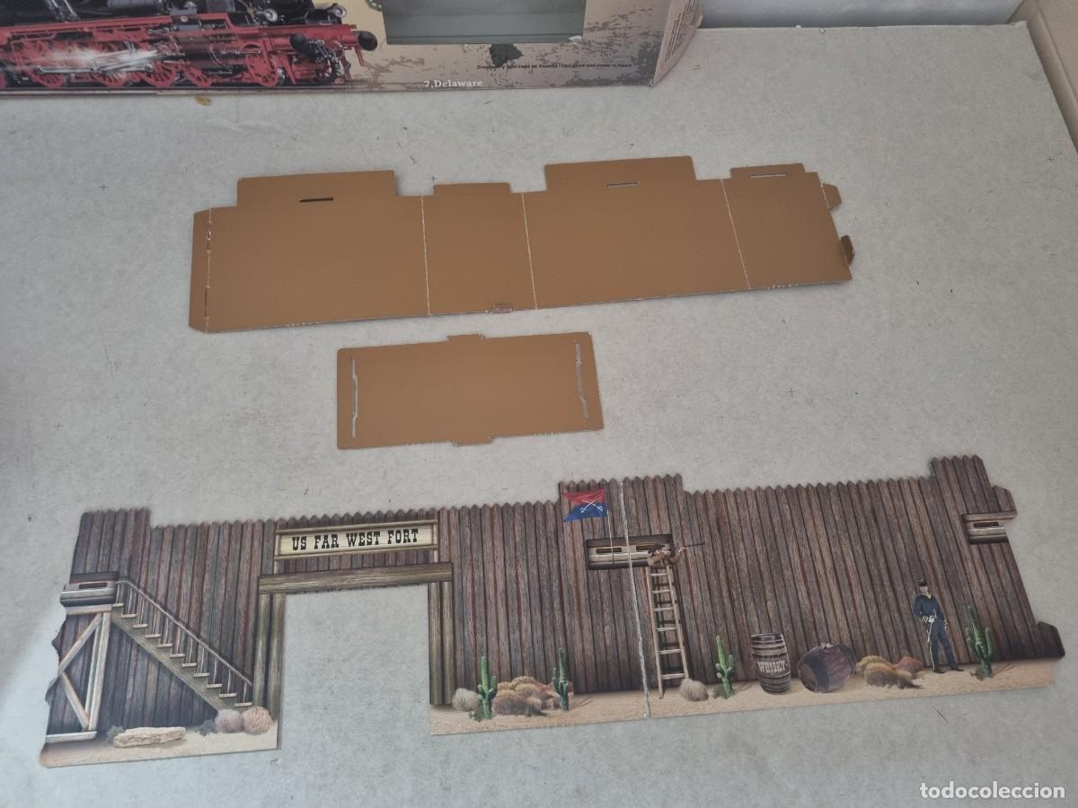 Figuras de goma y PVC: Far west train en su caja original - Foto 7
