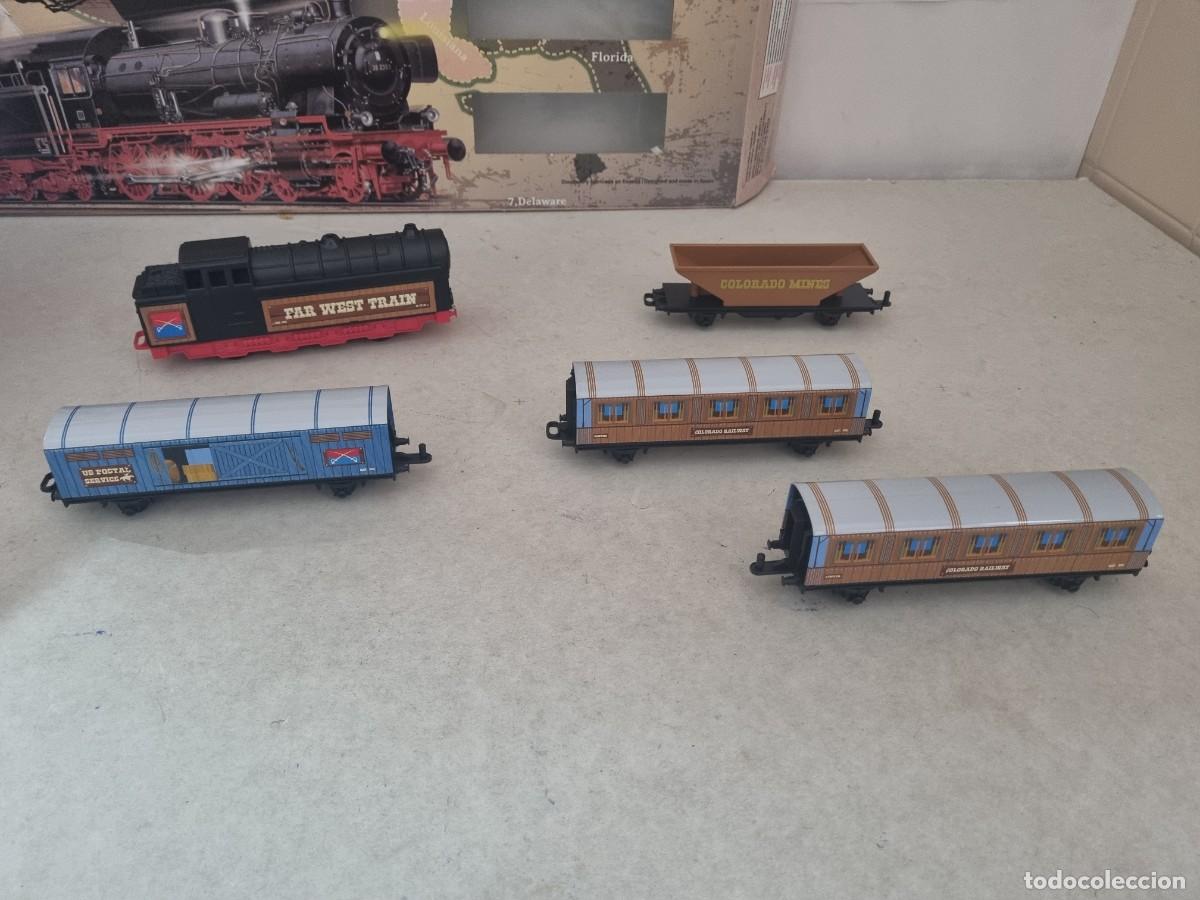 Figuras de goma y PVC: Far west train en su caja original - Foto 9