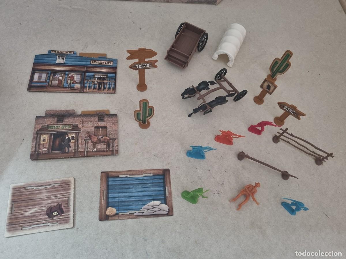 Figuras de goma y PVC: Far west train en su caja original - Foto 17
