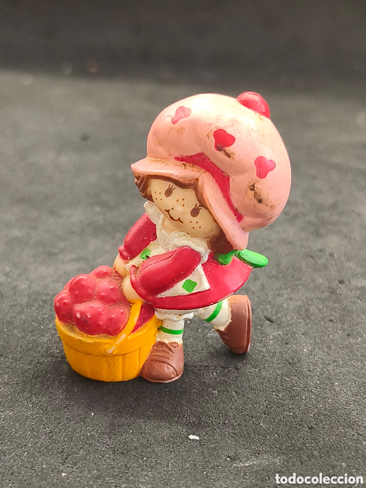 Figuras de Goma y PVC: Figura strawberry 80'
