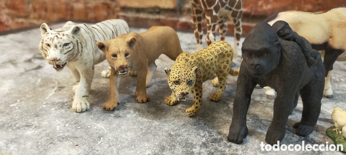 Figuras de goma y PVC: 8 Figuras de Animales Schleich - Foto 3