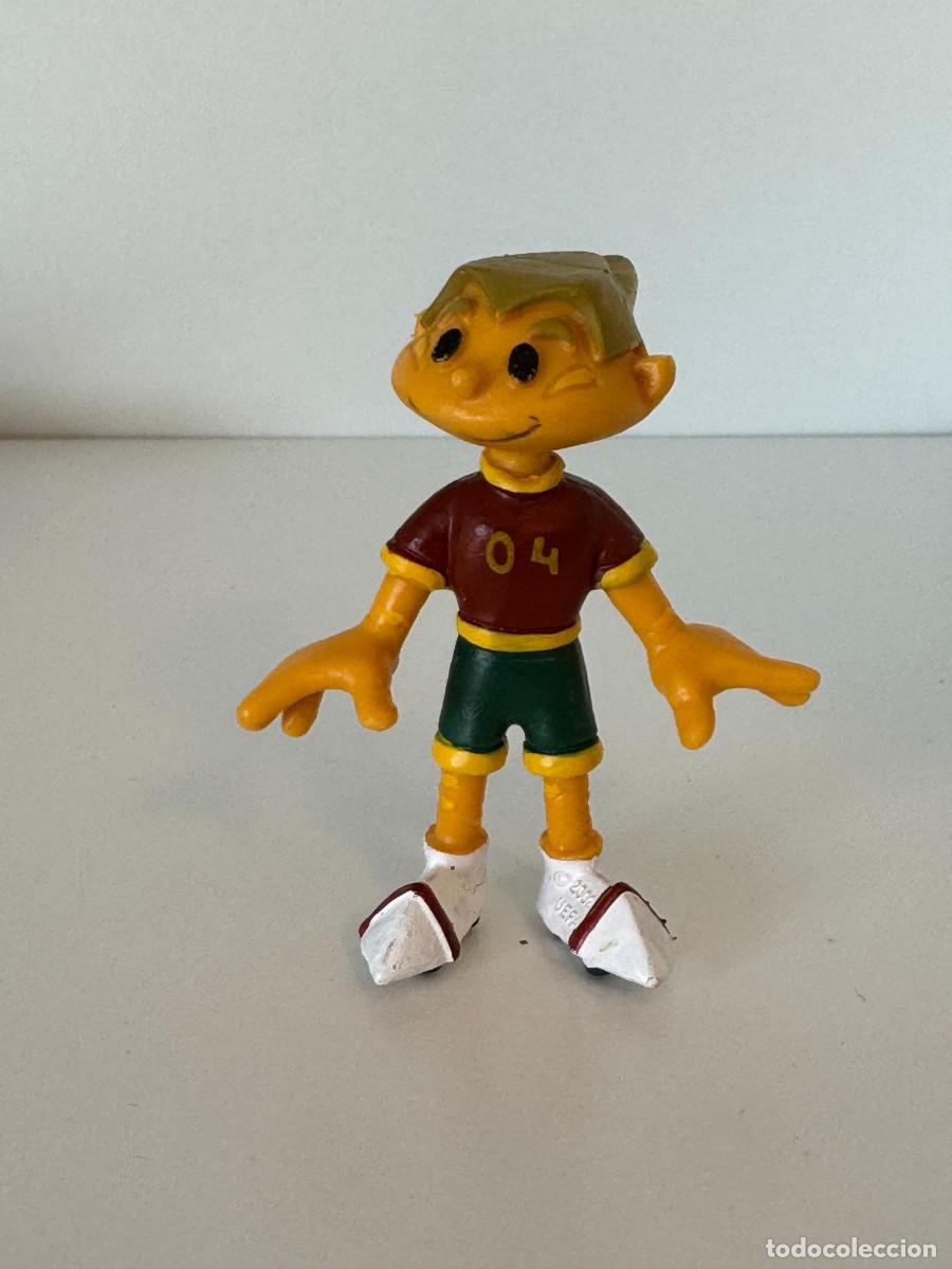 Figuras de Goma y PVC: FIGURA PVC MASCOTA EURO EUROCOPA 2004 04 MAIA BORGES PORTUGAL FUTBOL BUFANDA