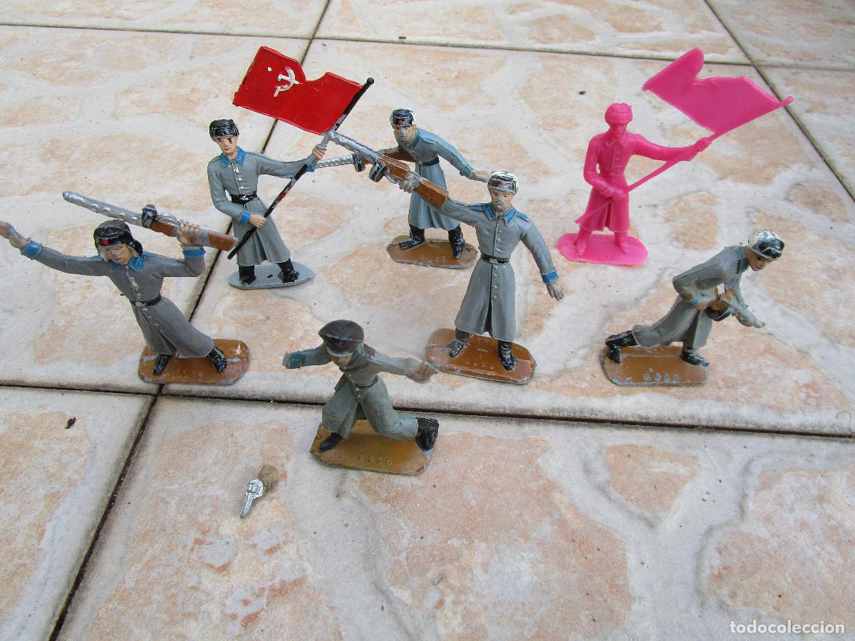 Figuras de Goma y PVC: 7 soldados rusos de Comansi