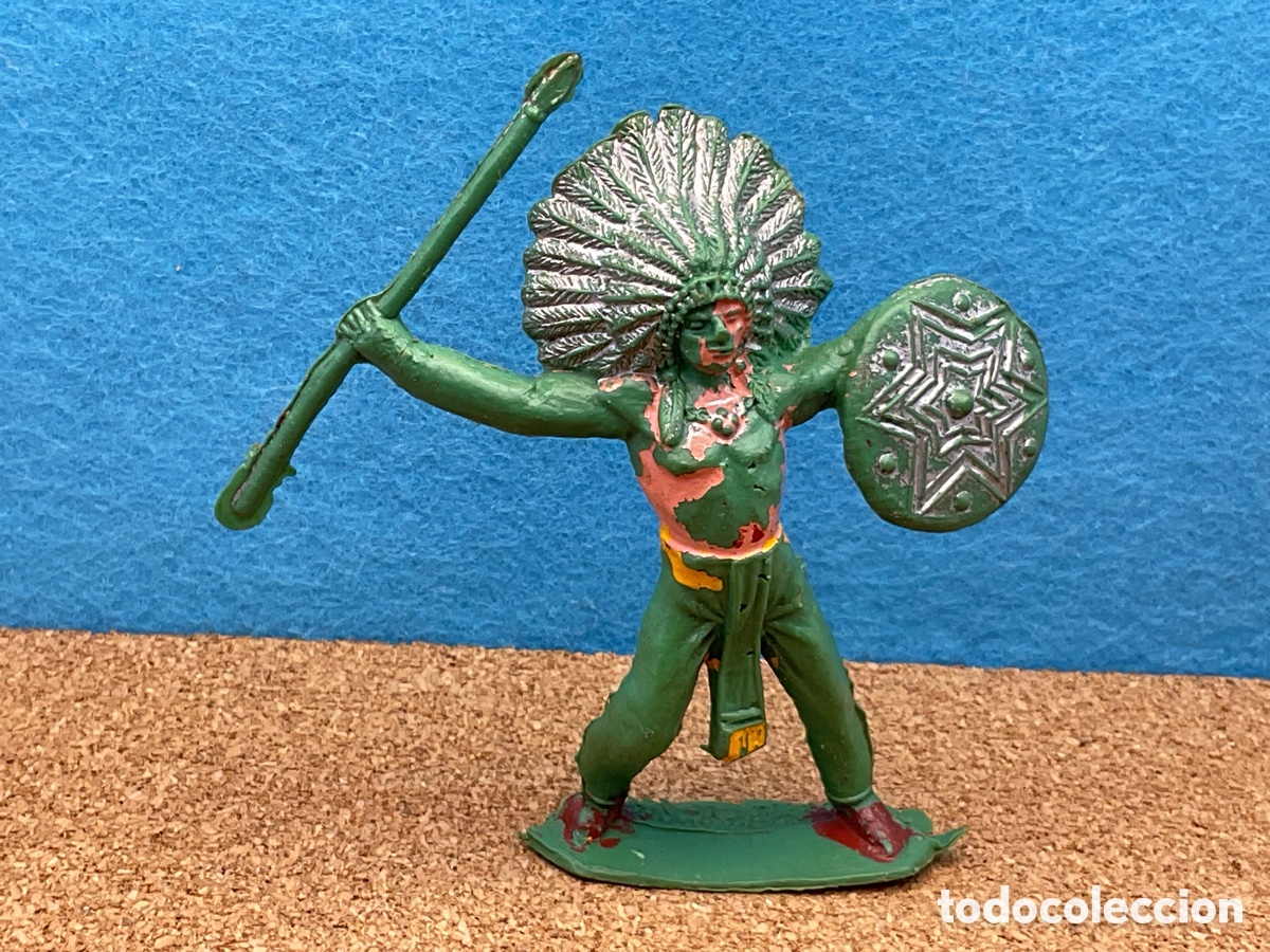 Figuras de Goma y PVC: ANTIGUA FIGURA DEL OESTE EN PLASTICO. GUERRERO INDIO CON LANZA Y ESCUDO.