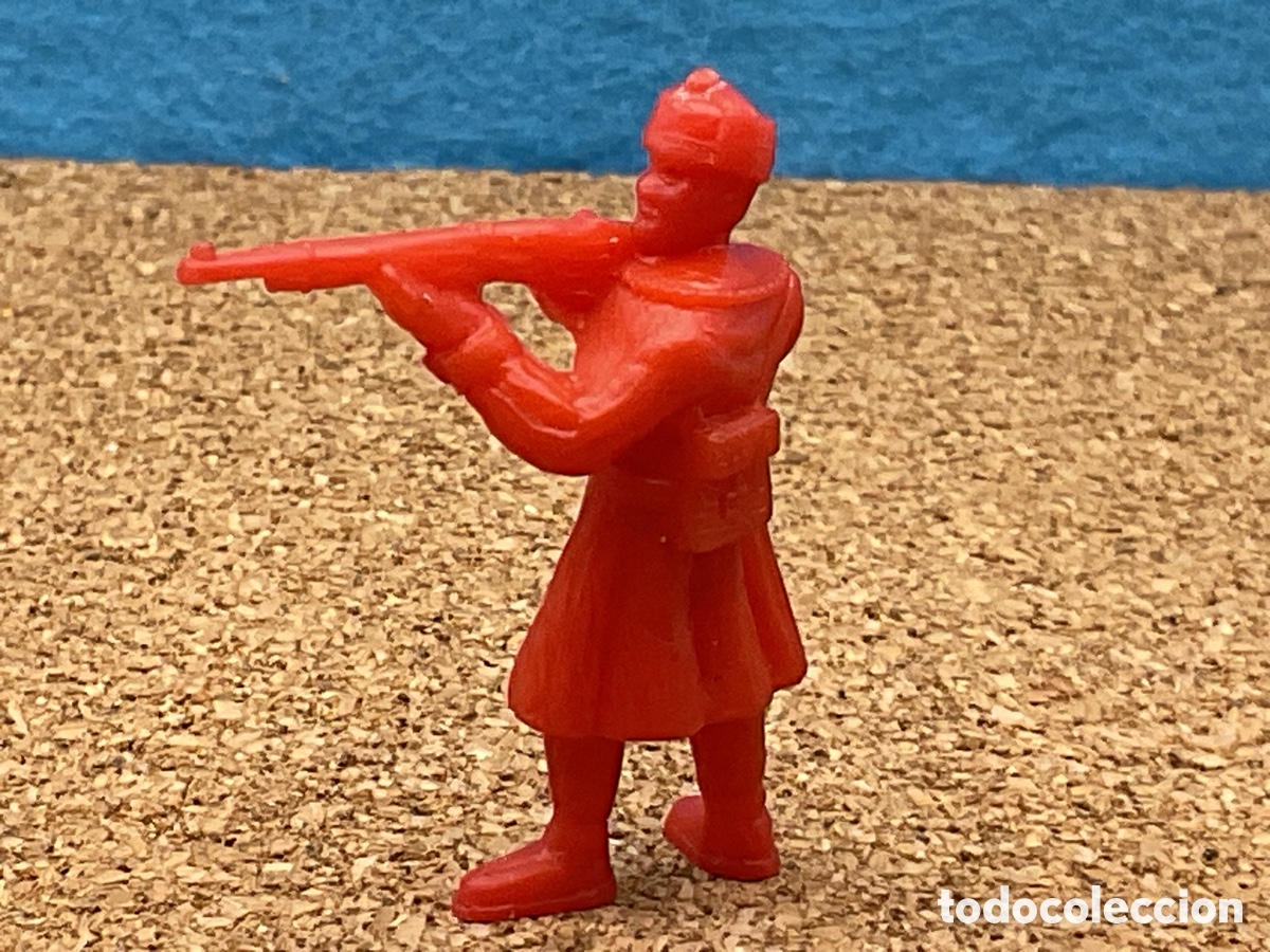 Figuras de Goma y PVC: ANTIGUA FIGURA DE SOLDADO RUSO . COLECCION &rdquo; HAZA&Ntilde;AS Y COMBATES &rdquo;. COLECCIONISMO DUNKIN