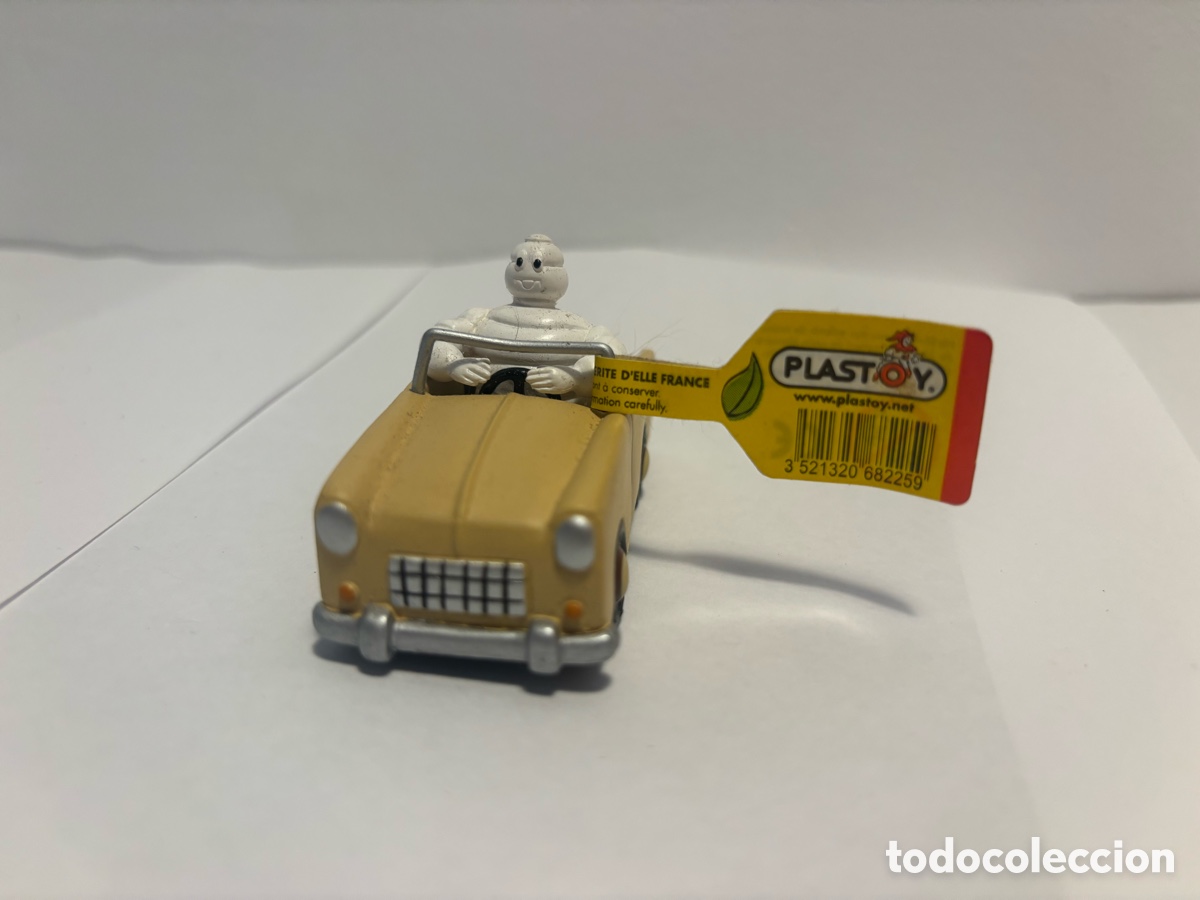 Figuras de Goma y PVC: Bibendum coche beige 2006 Plastoy