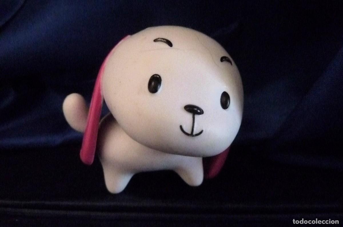 Figuras de goma y PVC: Perrito blanco orejas rosa - Foto 2