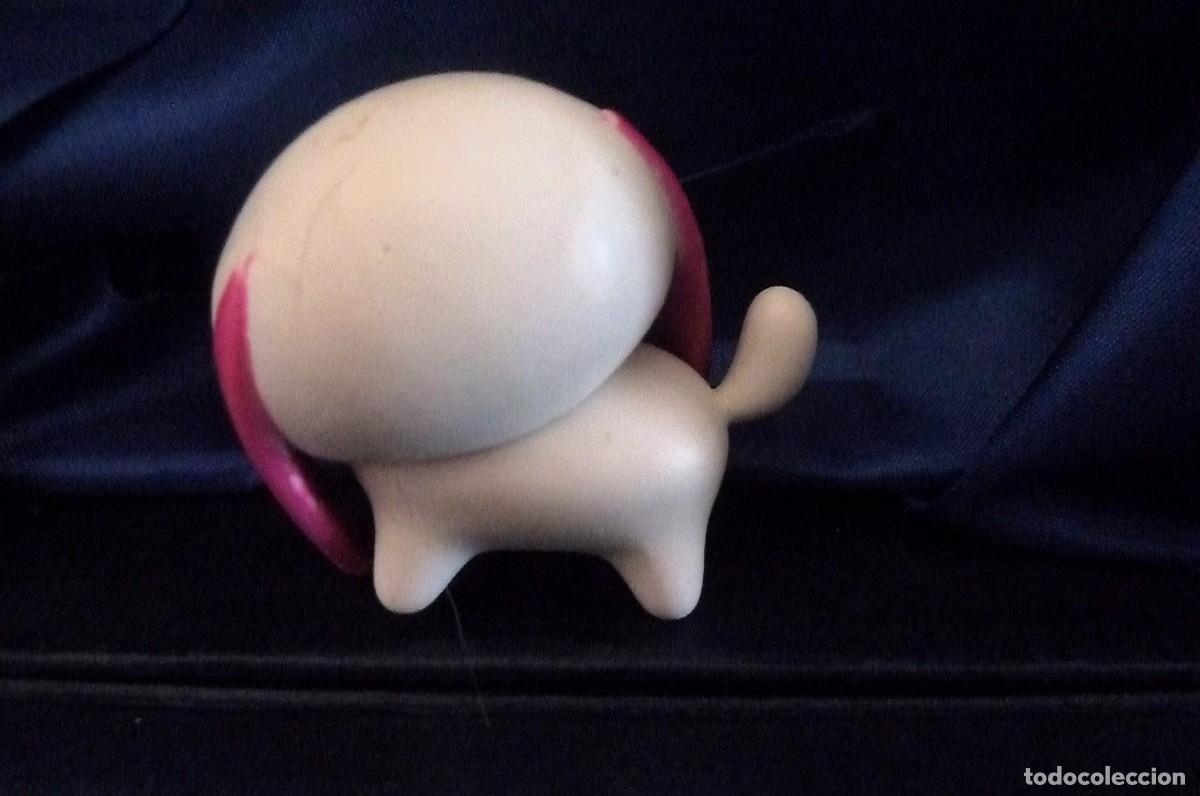 Figuras de goma y PVC: Perrito blanco orejas rosa - Foto 4