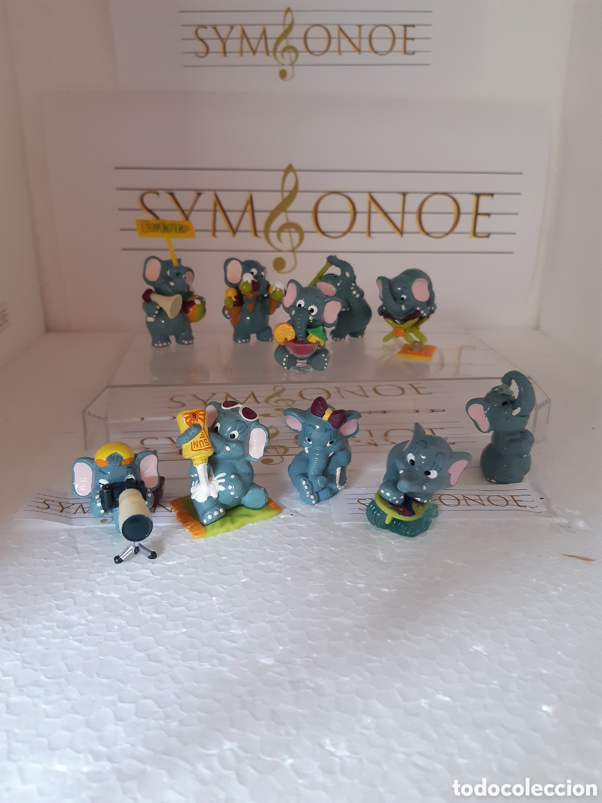 Figuras de Goma Kinder: Colecci&oacute;n completa Elefantes en la playa kinder Sorpresa