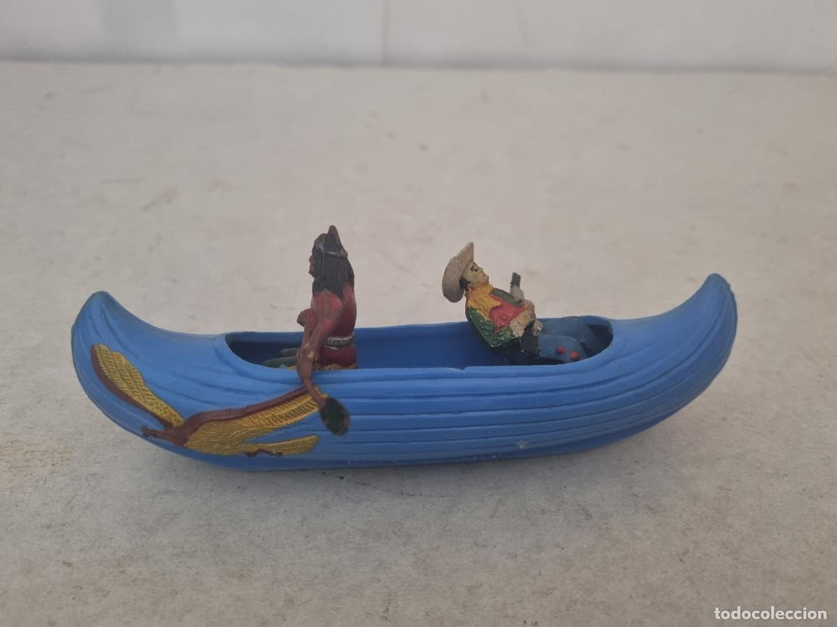 Figurines en Caoutchouc et PVC: Canoa y 2 figuras en goma Sotorres