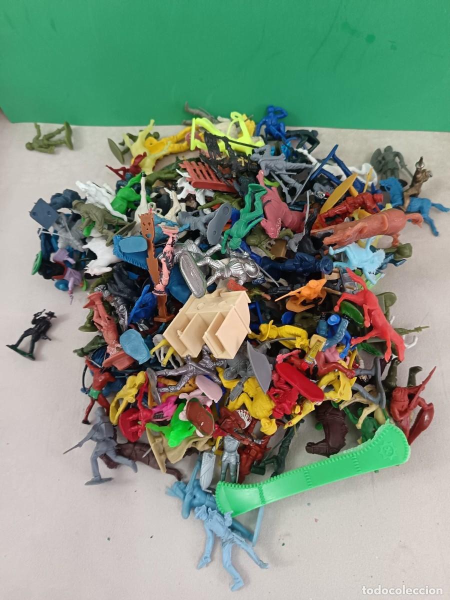 Figuras de Goma y PVC: Conjunto de figuras variadas