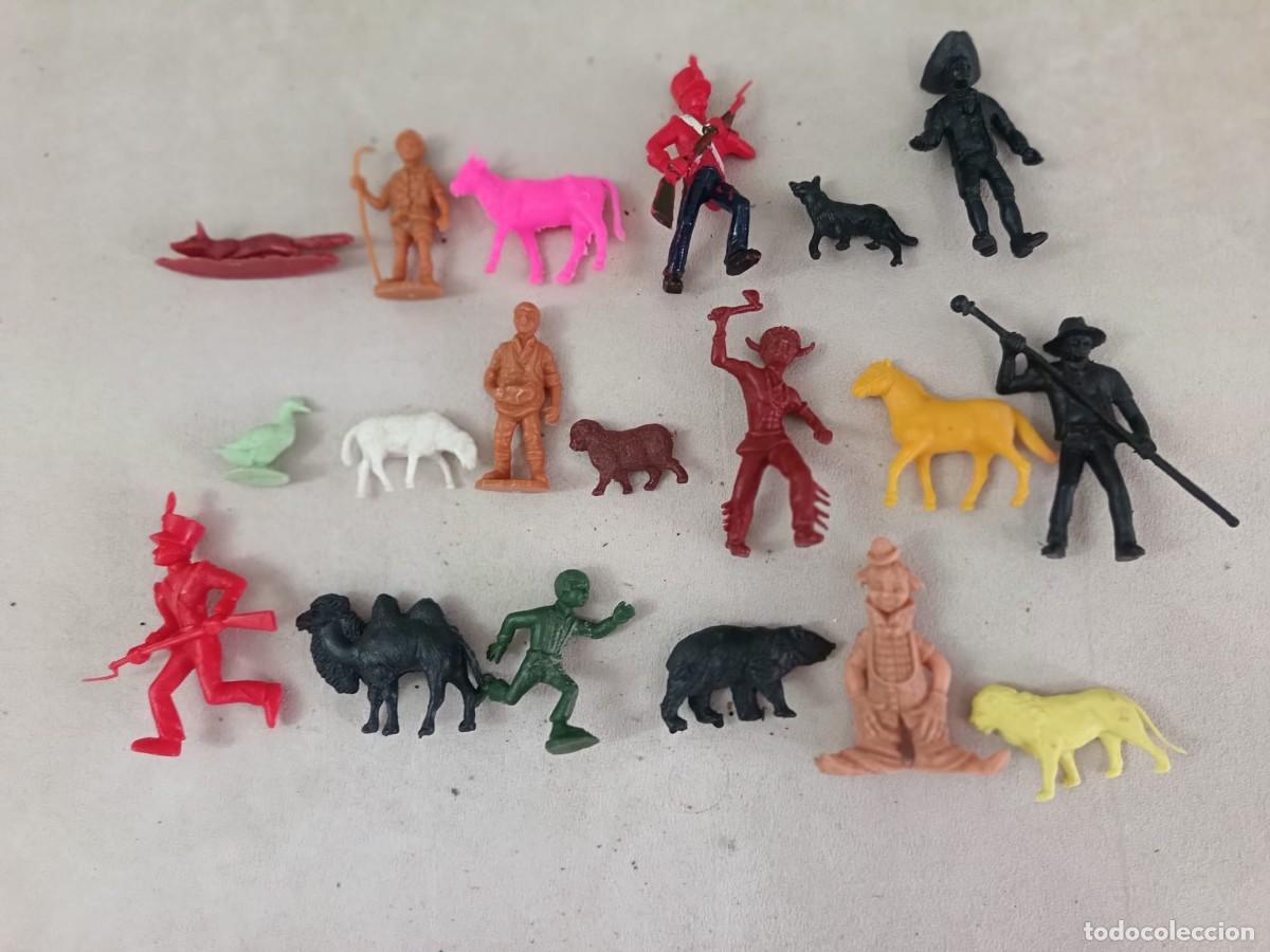 Figuras de Goma y PVC: Grupo de figuras variadas de promoci&oacute;n