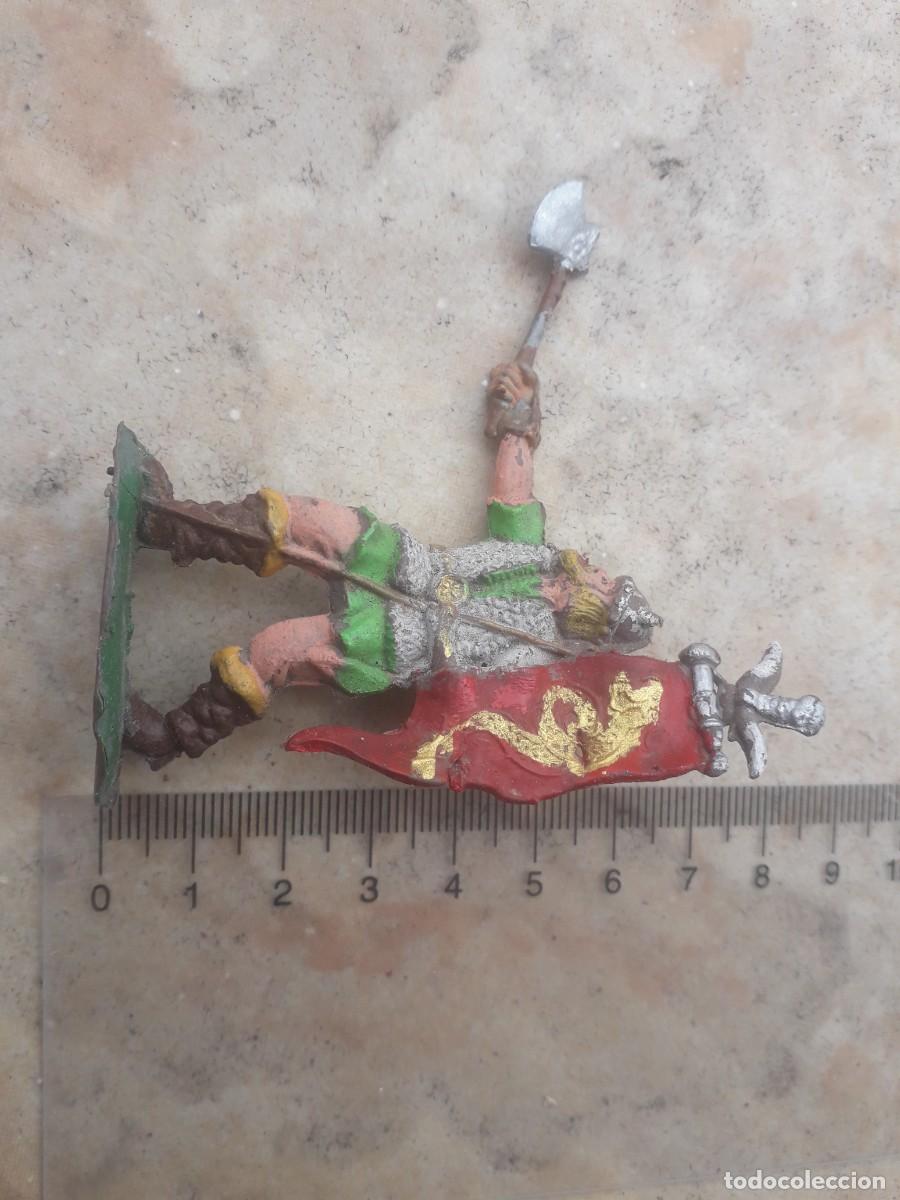Figuras de Goma y PVC: antigua figura de un vikingo pech reamsa jecsan......etc