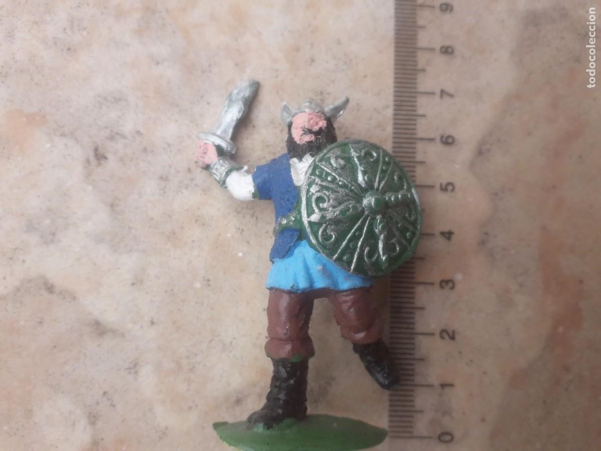 Figuras de Goma y PVC: antigua figura de un vikingo pech reamsa jecsan......etc