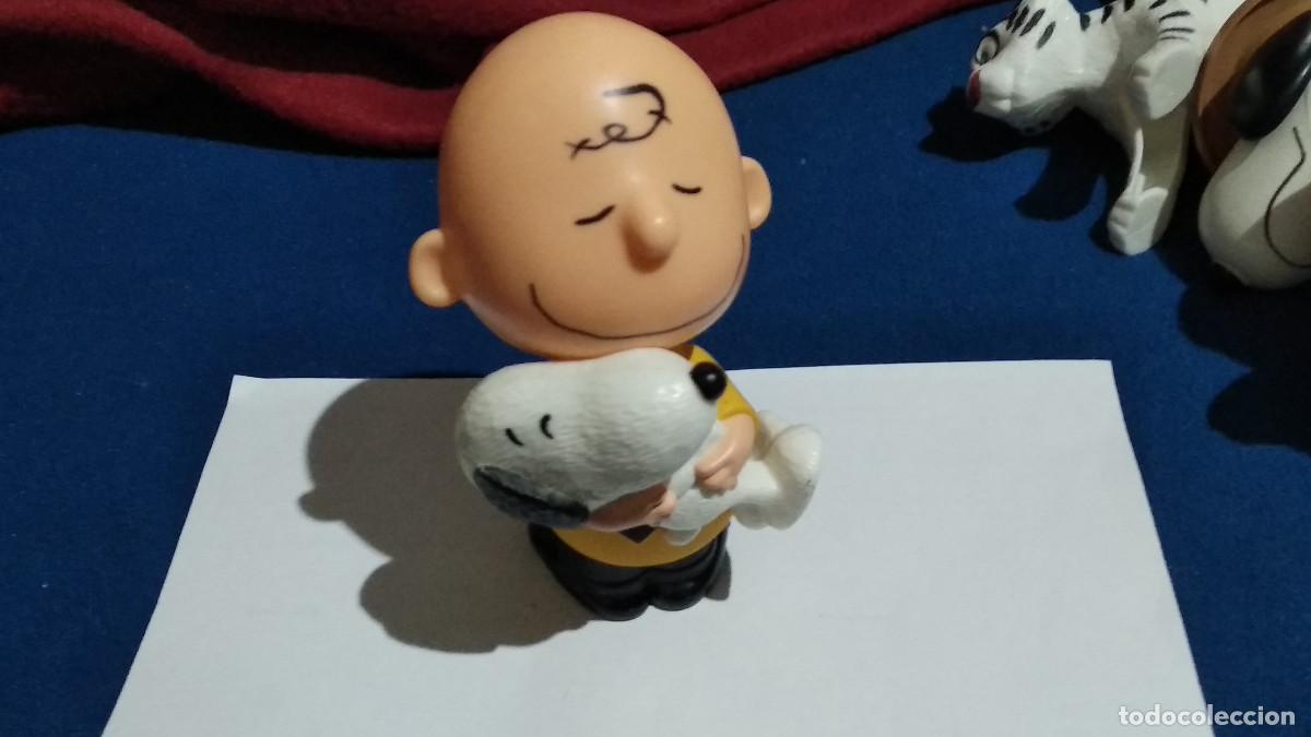 Figuras de Goma y PVC: juguete, mu&ntilde;eca, figura plastico, Carlitos y Snoopy - McDonald 2015 MCDONALD&acute;S CON MOVIMIENTO