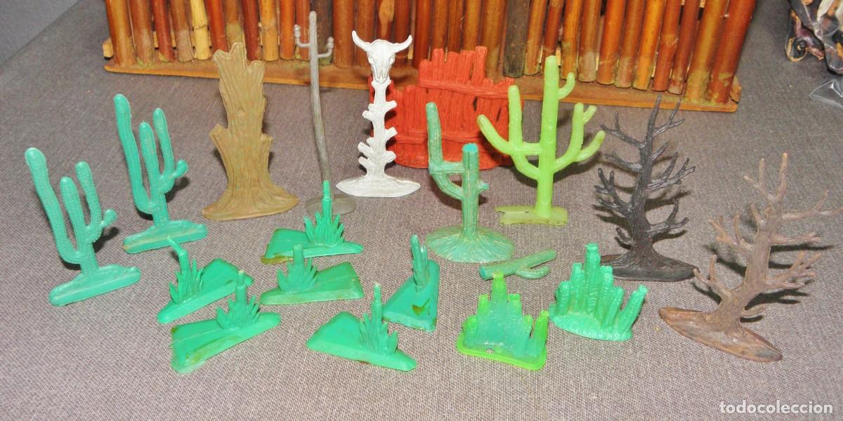Figuras de Goma y PVC: Accesorios y decorados figuras del oeste jecsan, comansi, reamsa, etc.