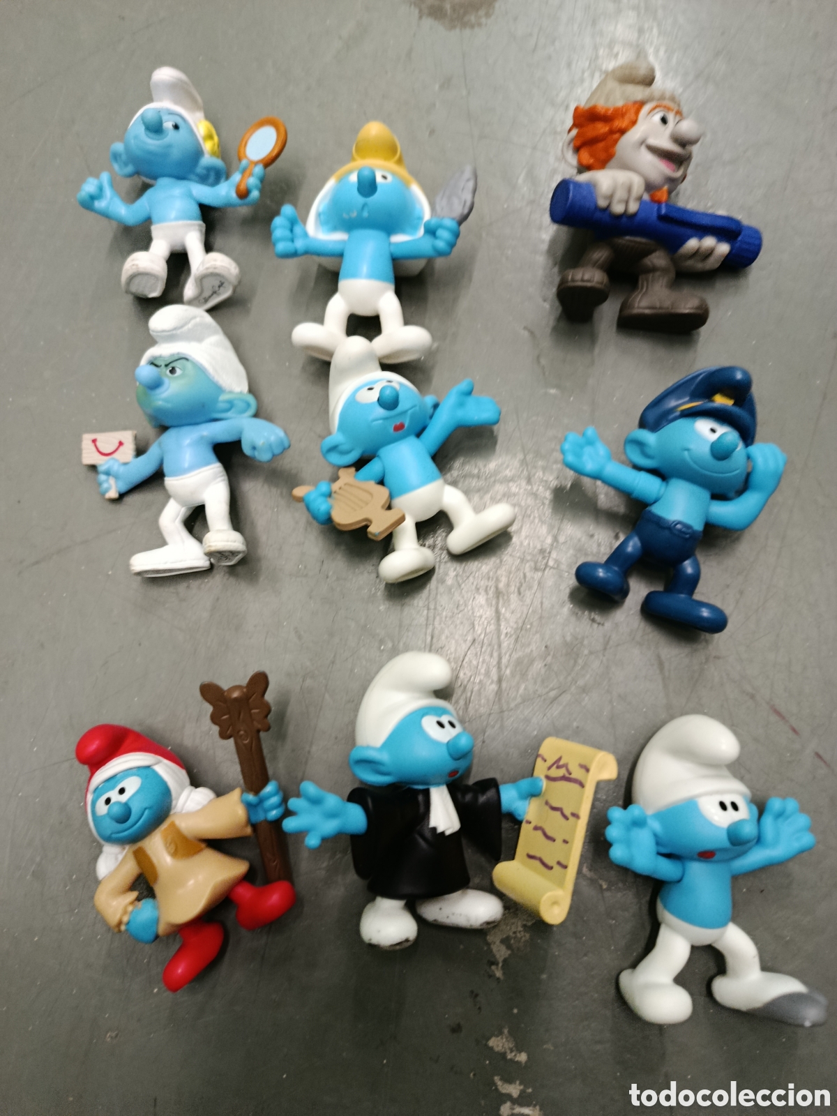 Gummi- und PVC-Figuren: Lote 9 figuras de PVC pitufos