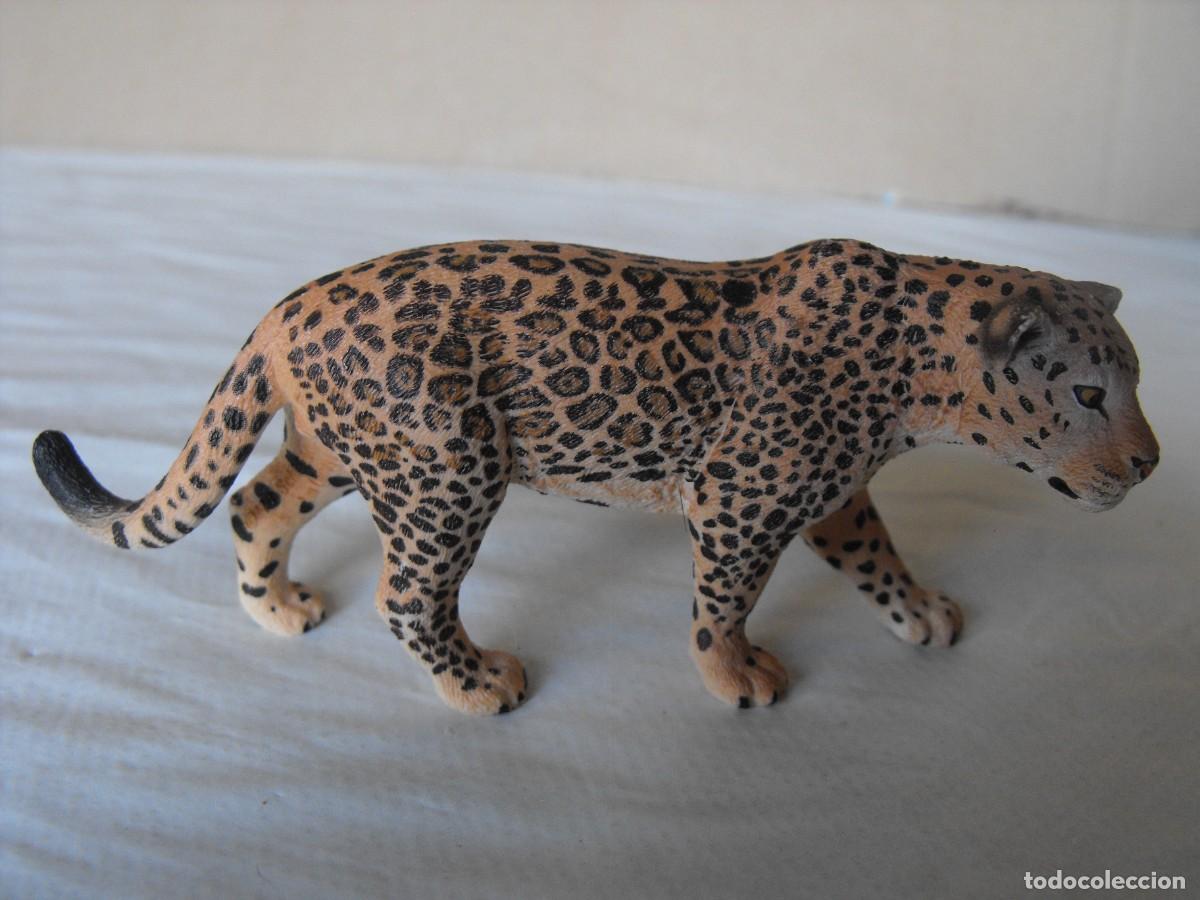 Gummi- und PVC-Figuren Schleich: SCHLEICH. Figura de pantera. 5 cm. de altura.