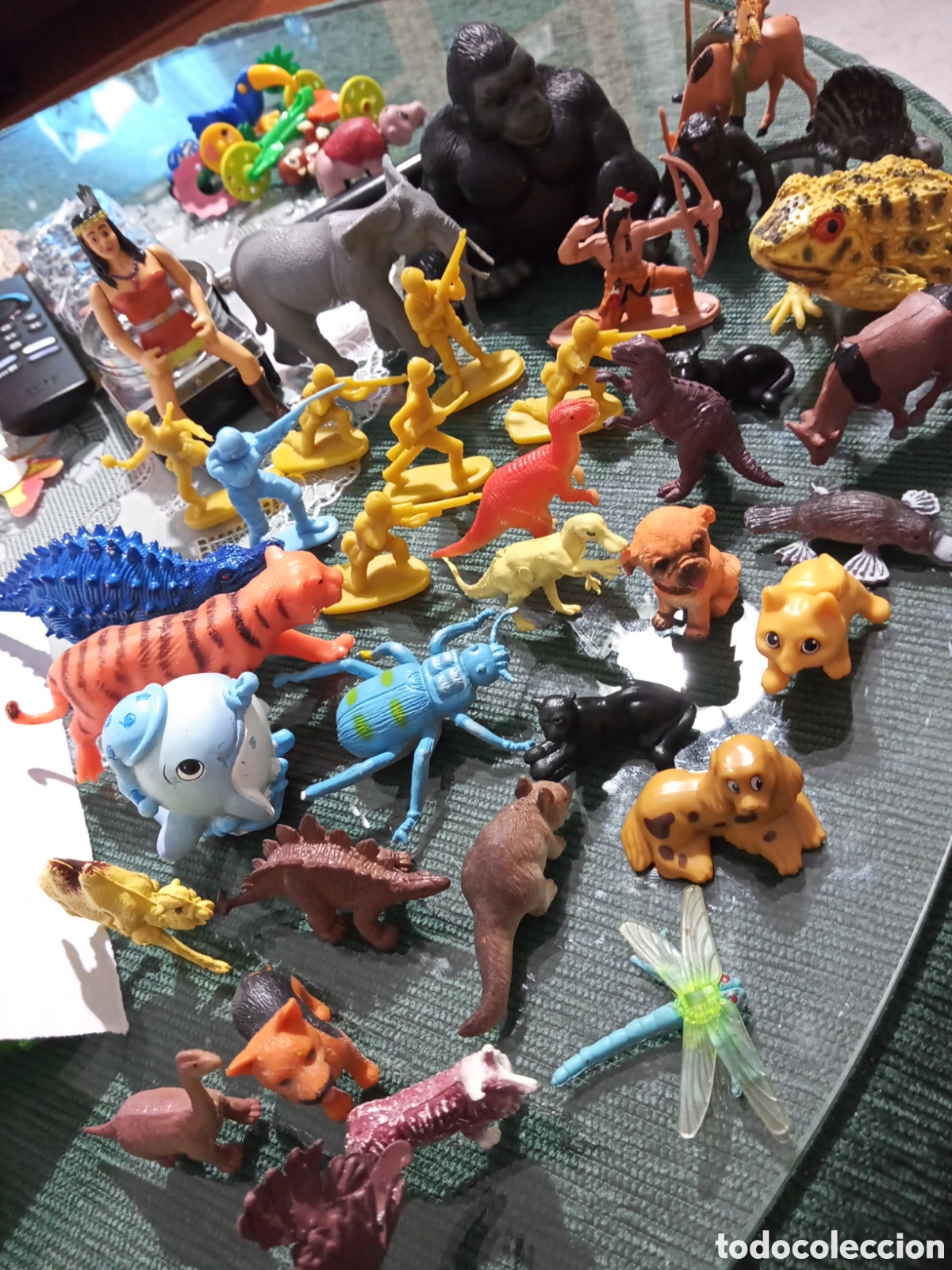 Figuras de Goma y PVC: LOTE DE JUGUETES DE PL&Aacute;STICO. M&Aacute;S DE 30.