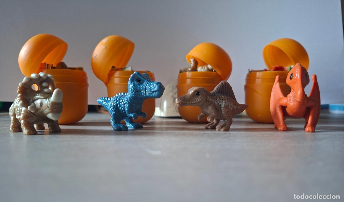 Figuras de Goma Kinder: LOTE DE CUATRO KINDER NATOONS DINOSAURIOS (2025)