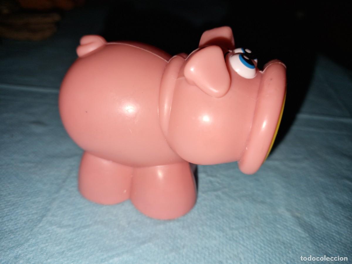 Figuras de Goma y PVC: CERDITO ROSA, A&Ntilde;O 2006 FIGURA DE PLASTICO DE HASBRO