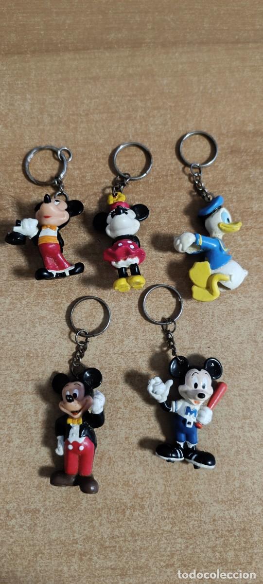 Figuras de Goma y PVC: ANTIGUO LOTE DE LLAVEROS DE DISNEY MICKEY, DAISY Y PATO DONALD