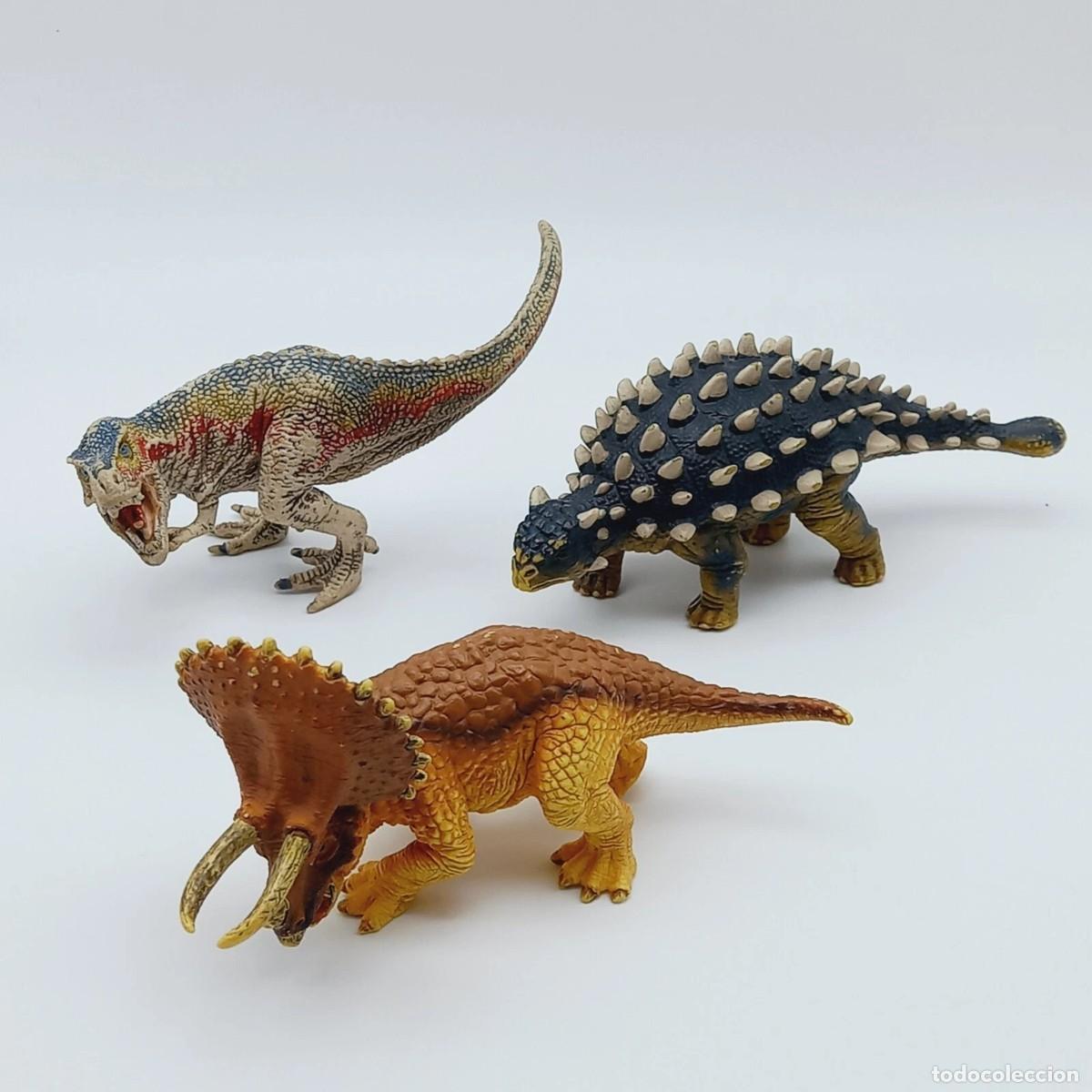 Gummi- und PVC-Figuren Schleich: PVC mu&ntilde;ecos Dinosaurios Velociraptor Triceratops Saichania marca Schleich 2011 2014 2016