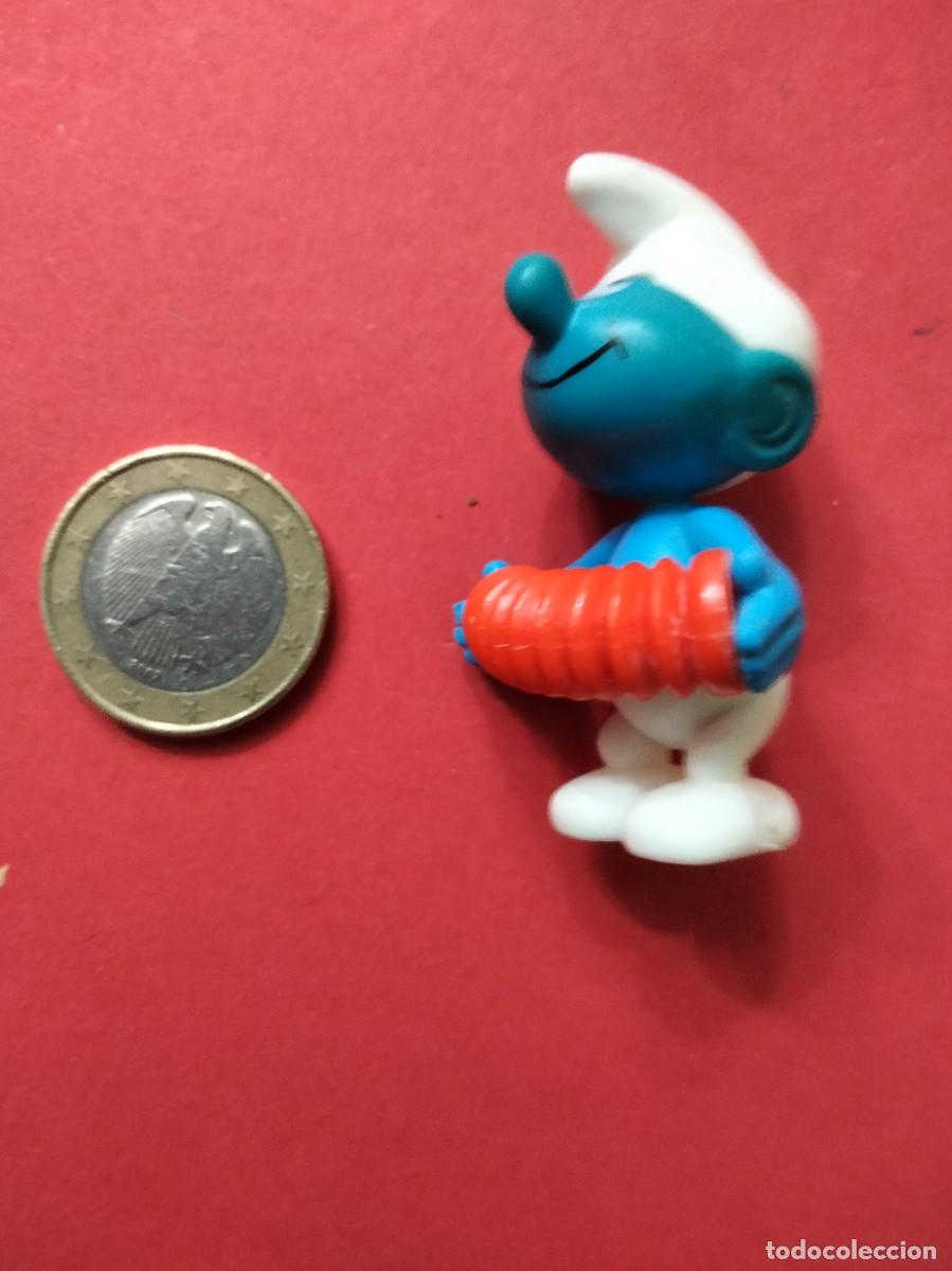 Figuras de Goma y PVC: Pitufina PVC Tocando el Acorde&oacute;n PEYO