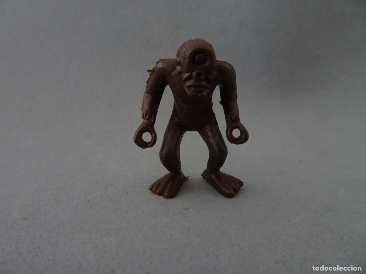 Figuras de Goma y PVC: FIGURA MONSTRUO, SERIE MONSTRUOSCOPIA, FABRICADO EN PL&Aacute;STICO, DUNKIN MATUTANO, ORIGINAL A&Ntilde;OS 70-80