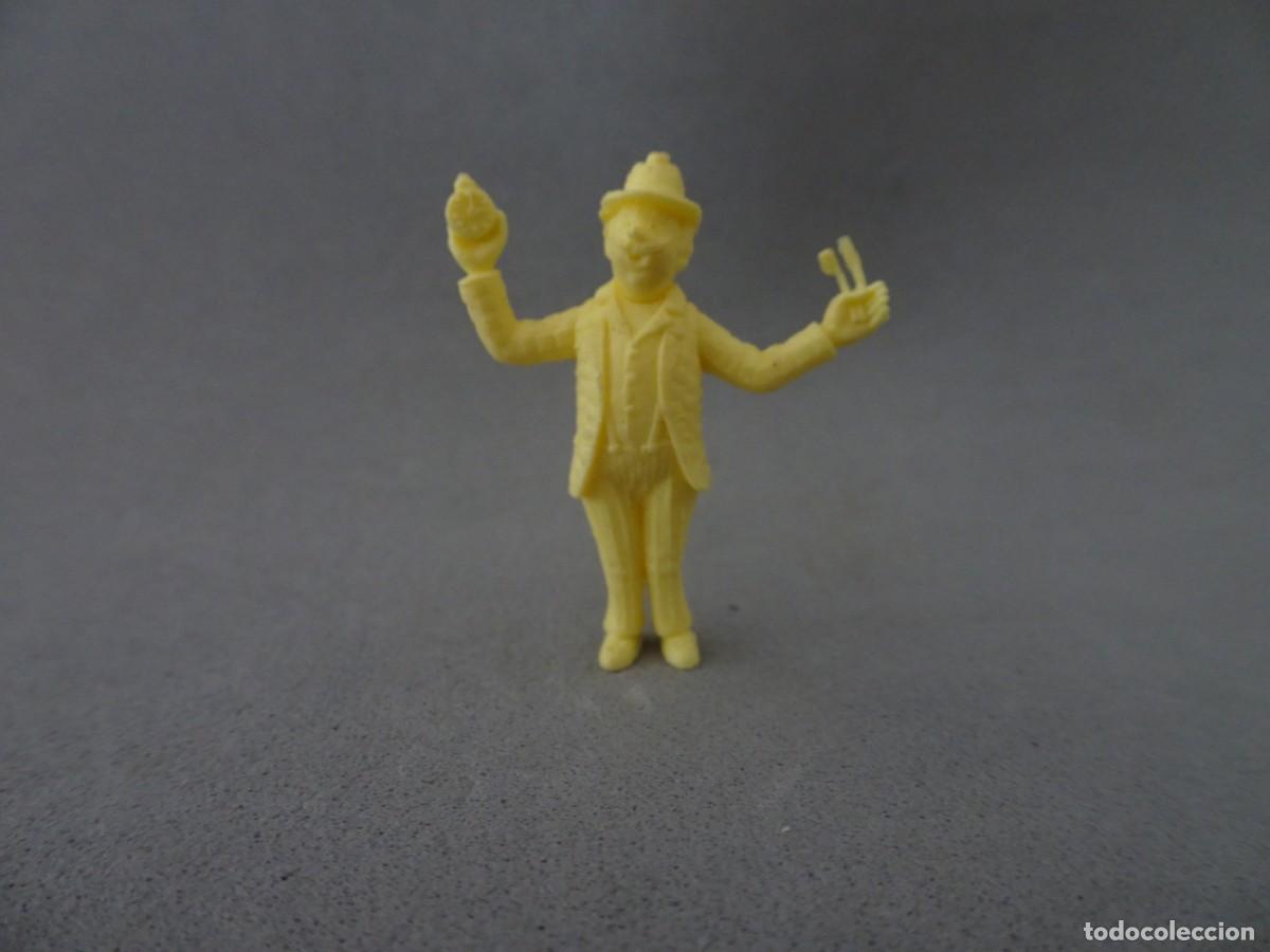 Figuras de Goma y PVC: Figura dunkin coleccion Tintin Tintim