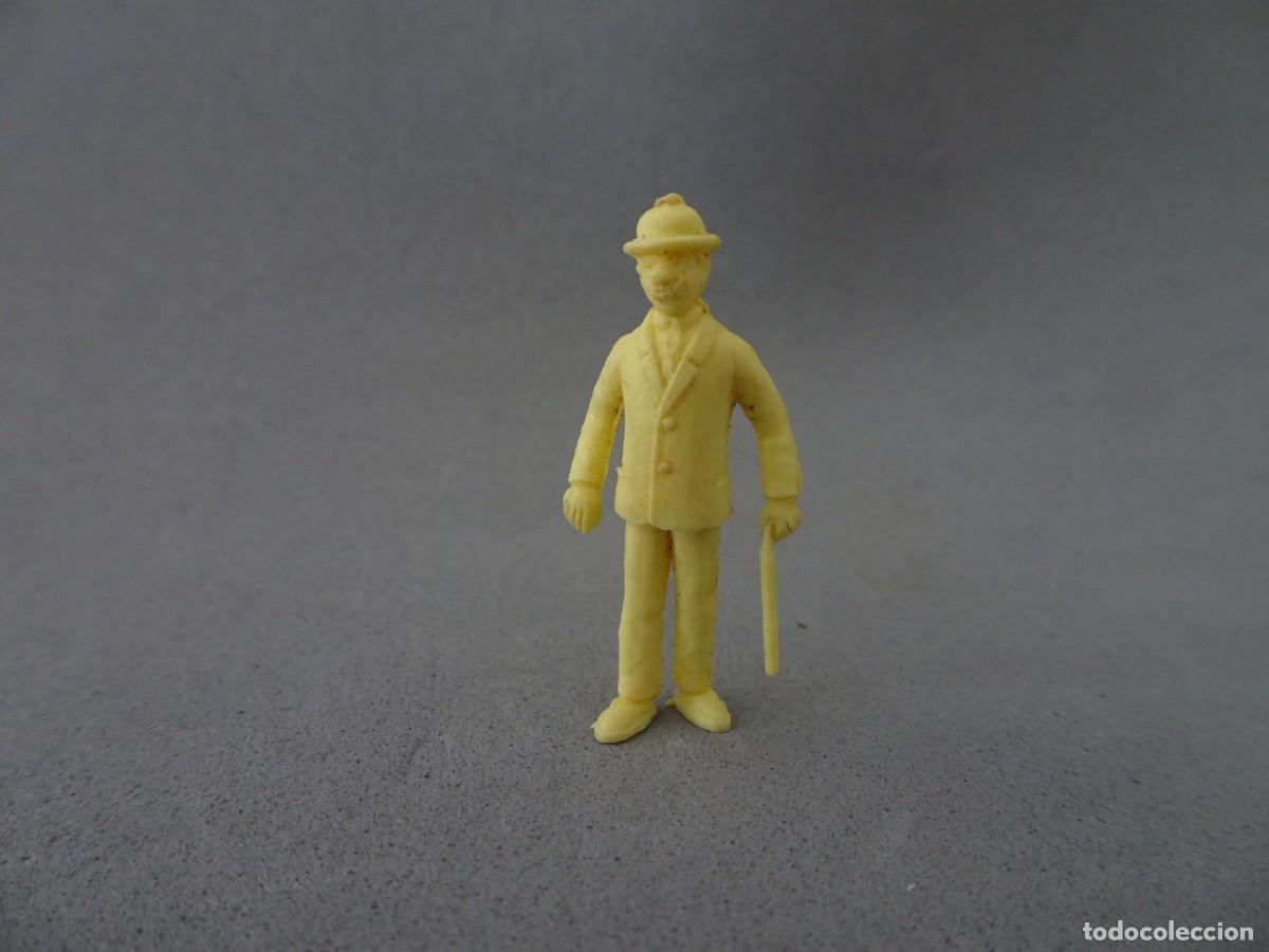 Figuras de Goma y PVC: Figura dunkin coleccion Tintin Tintim