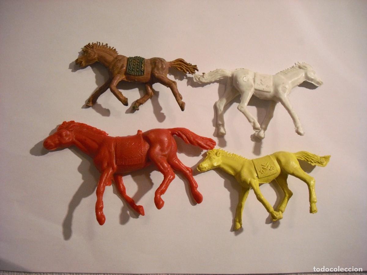 Figurines en Caoutchouc et PVC: LOTE DE 4 CABALLOS INDIOS, DIFERENTES COLORES Y TAMA&Ntilde;OS , PVC
