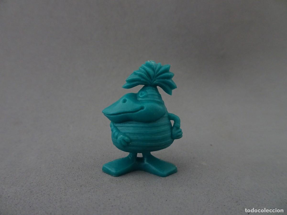 Figuras de Goma y PVC: Figura Dunkin coleccion Espacial - Helados Raj&aacute; Portugal