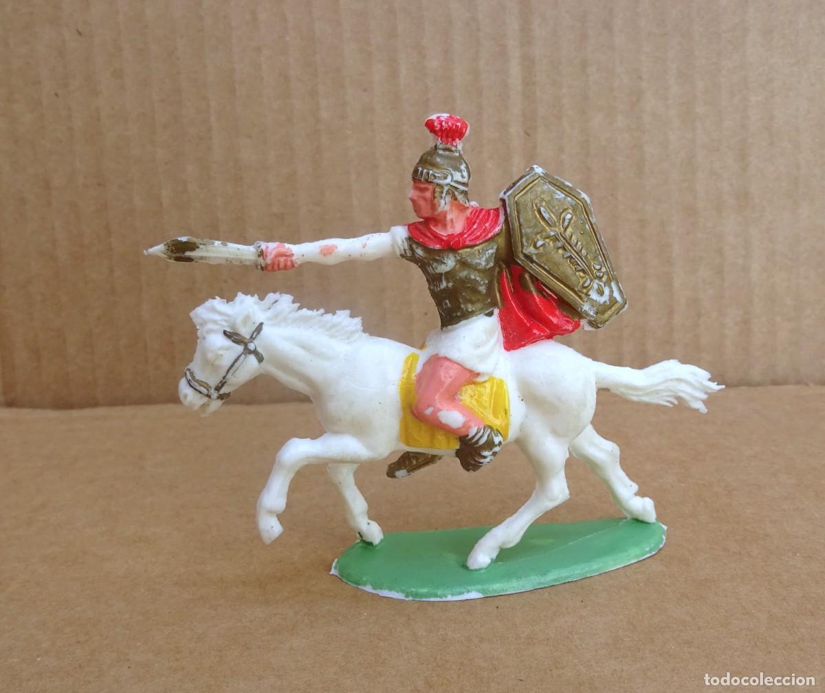 Figuras de Goma y PVC: ROJAS Y MALARET ROMANO A CABALLO