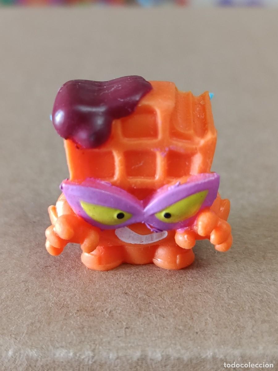 Figuras de Goma y PVC: Figura superthings/ superzings serie 7 power gopher