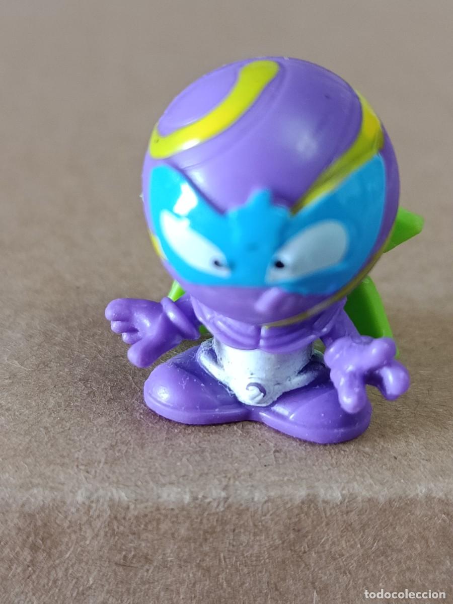 Figuras de Goma y PVC: Figura superthings/ superzings serie 8 lollypop