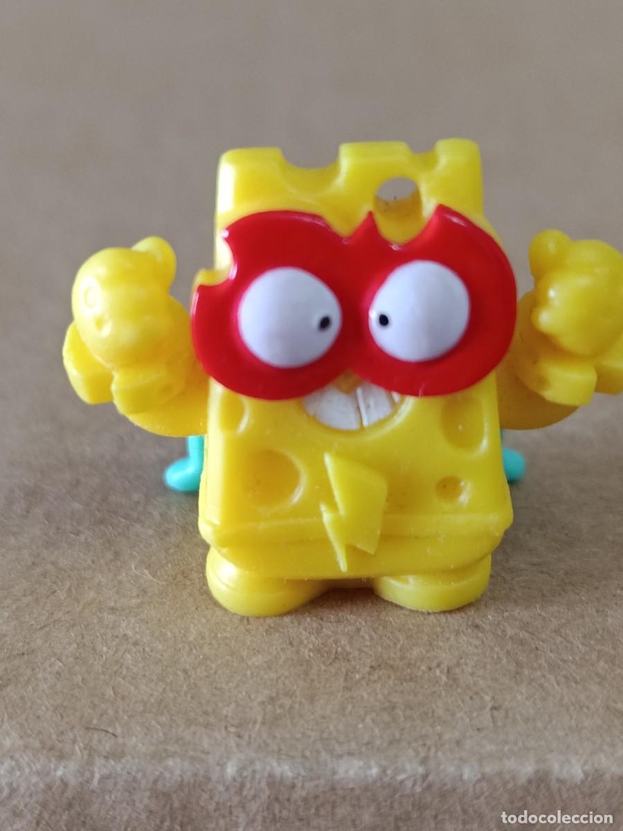 Figuras de Goma y PVC: Figura superthings/ superzings serie 8 cheestar