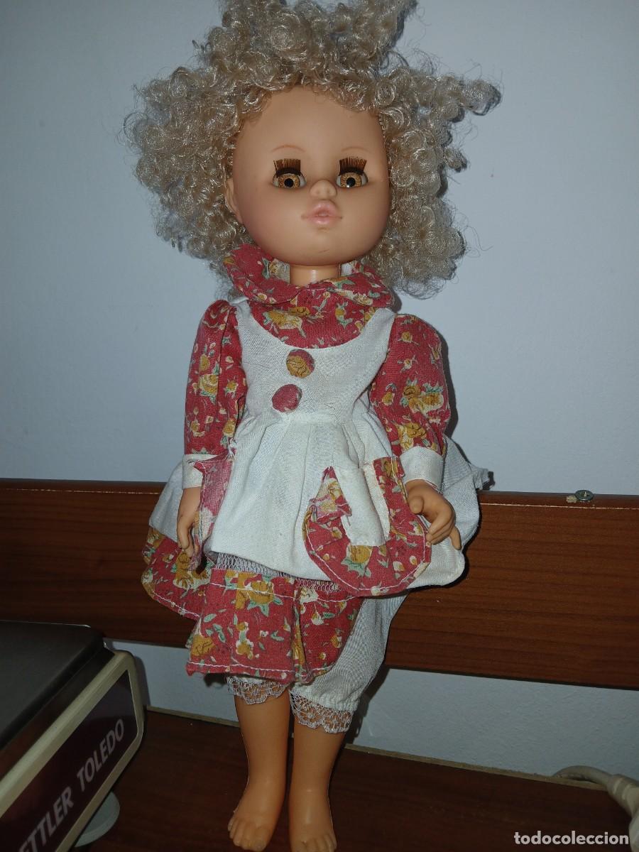Figuras de Goma y PVC: Antiguo juguete mu&ntilde;eca marca pakos orilla Valencia a&ntilde;os 80 usada ver fotos.defecto dedo del pie.