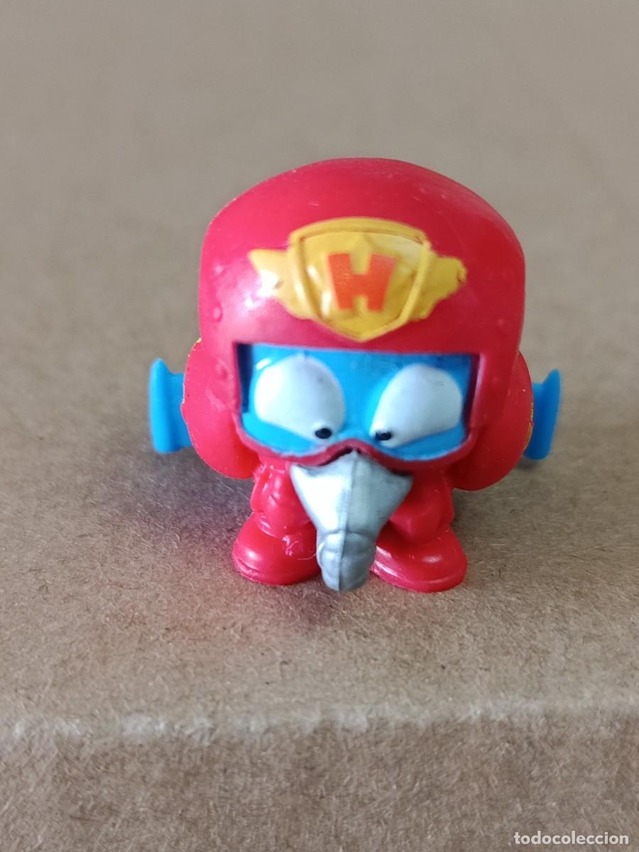 Figuras de Goma y PVC: Figura superthings/ superzings acewing