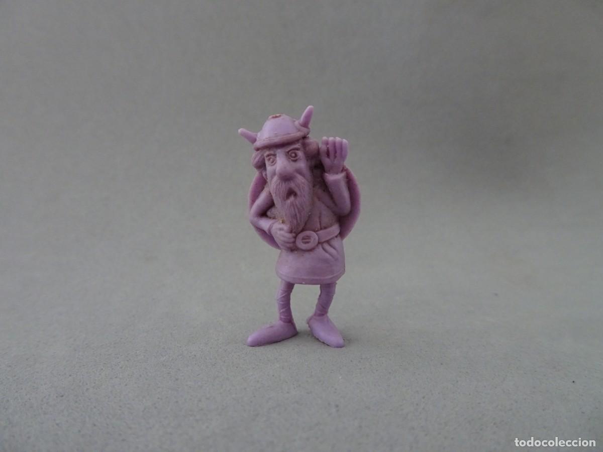 Figuras de Goma y PVC: DUNKIN VICKIE WICKIE FIGURA