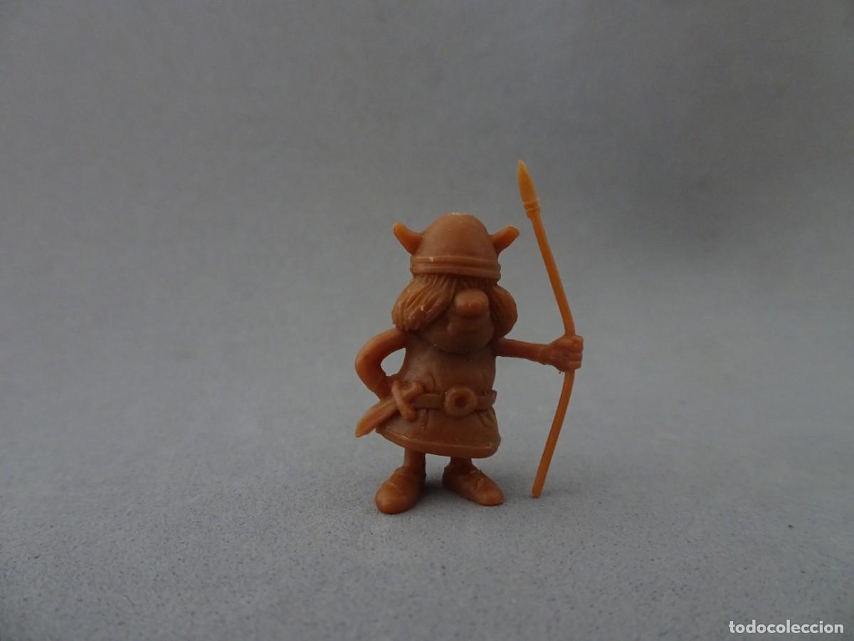 Figuras de Goma y PVC: DUNKIN VICKIE WICKIE FIGURA