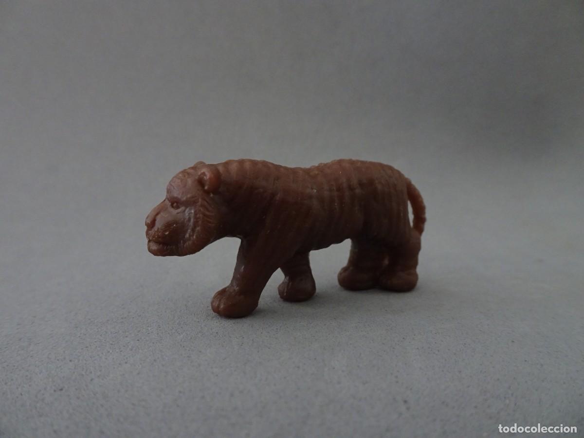 Figuras de Goma y PVC: Figura Dunkin Helados Ol&aacute; Coleccion Animales Salvages