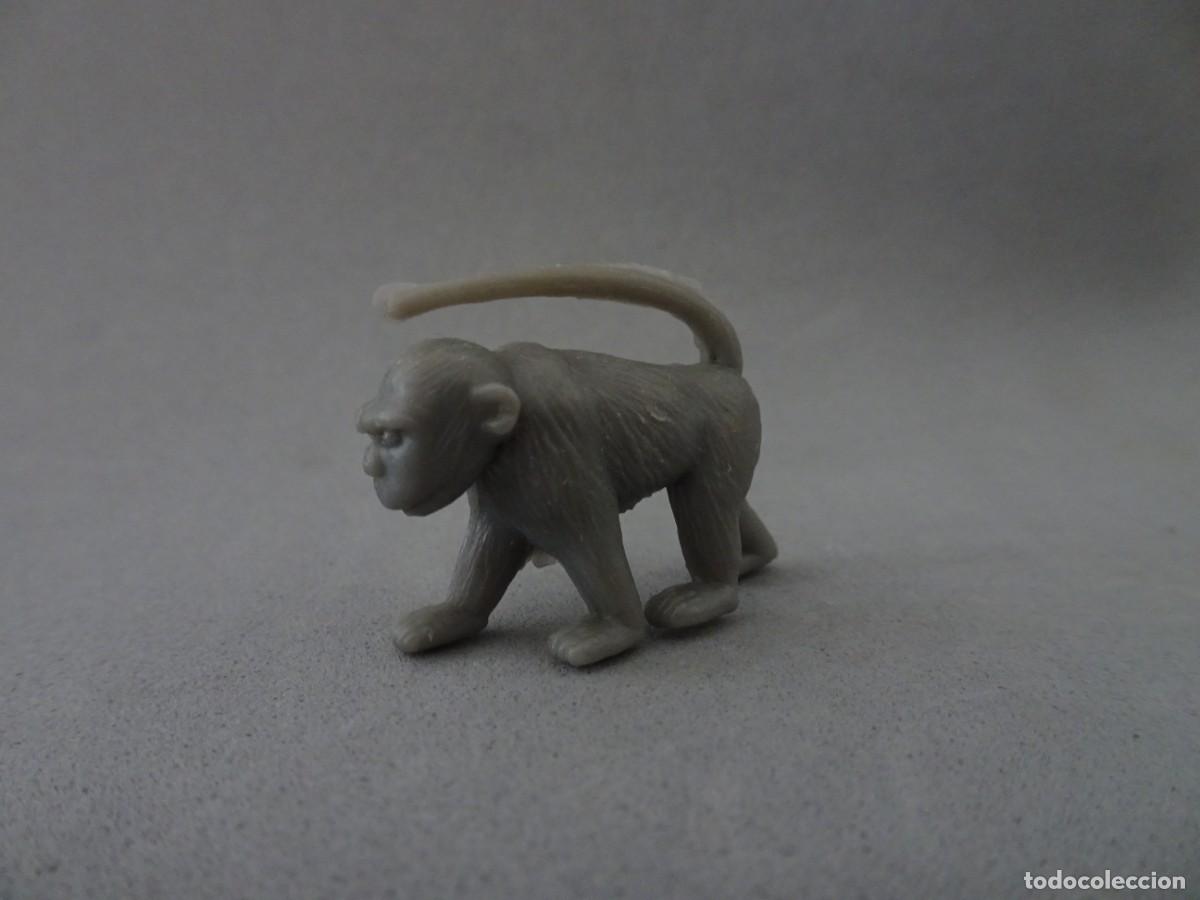 Figuras de Goma y PVC: Figura Dunkin Helados Ol&aacute; Coleccion Animales Salvages