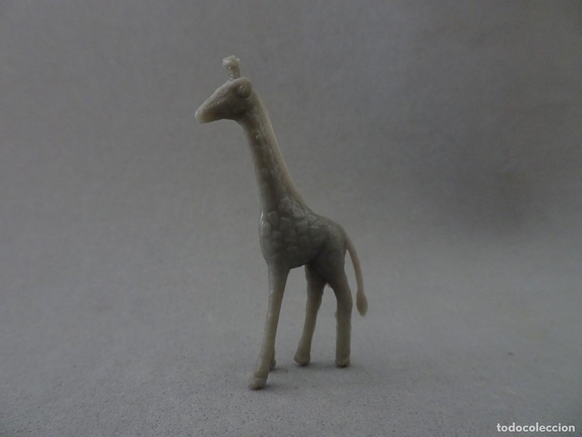 Figuras de Goma y PVC: Figura Dunkin Helados Ol&aacute; Coleccion Animales Salvages